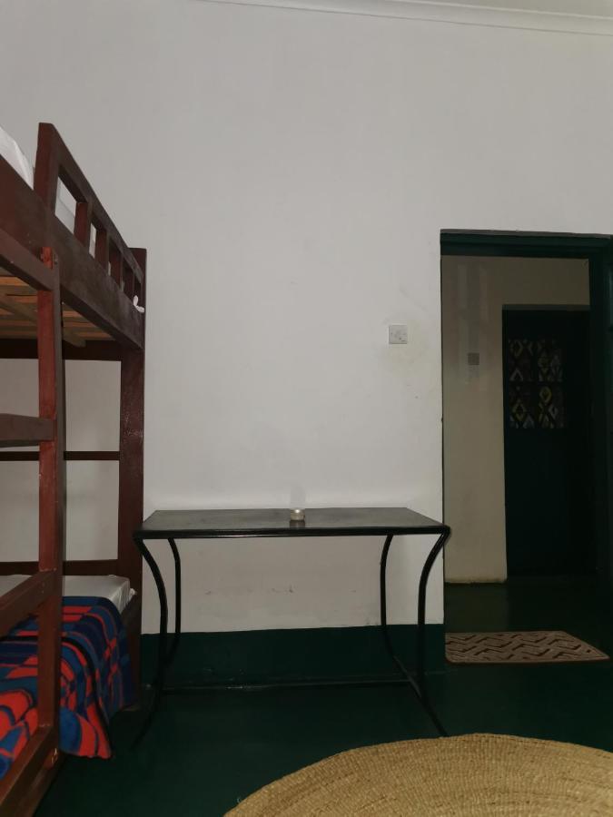 Ibrahim Garden Hostel อารูชา ภายนอก รูปภาพ