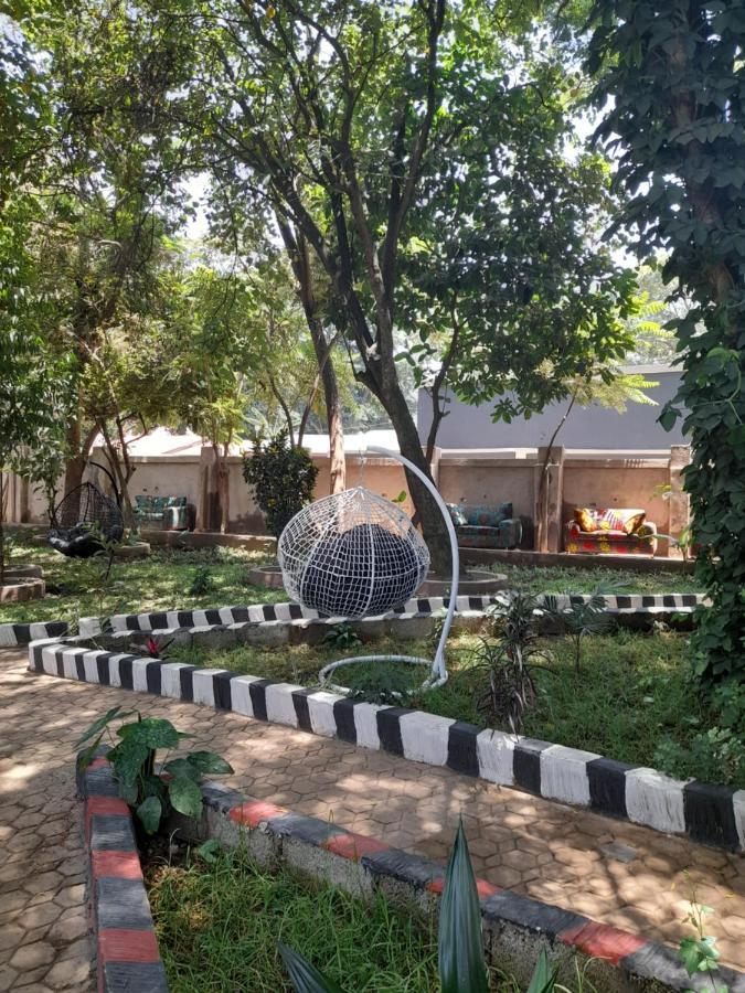 Ibrahim Garden Hostel อารูชา ภายนอก รูปภาพ