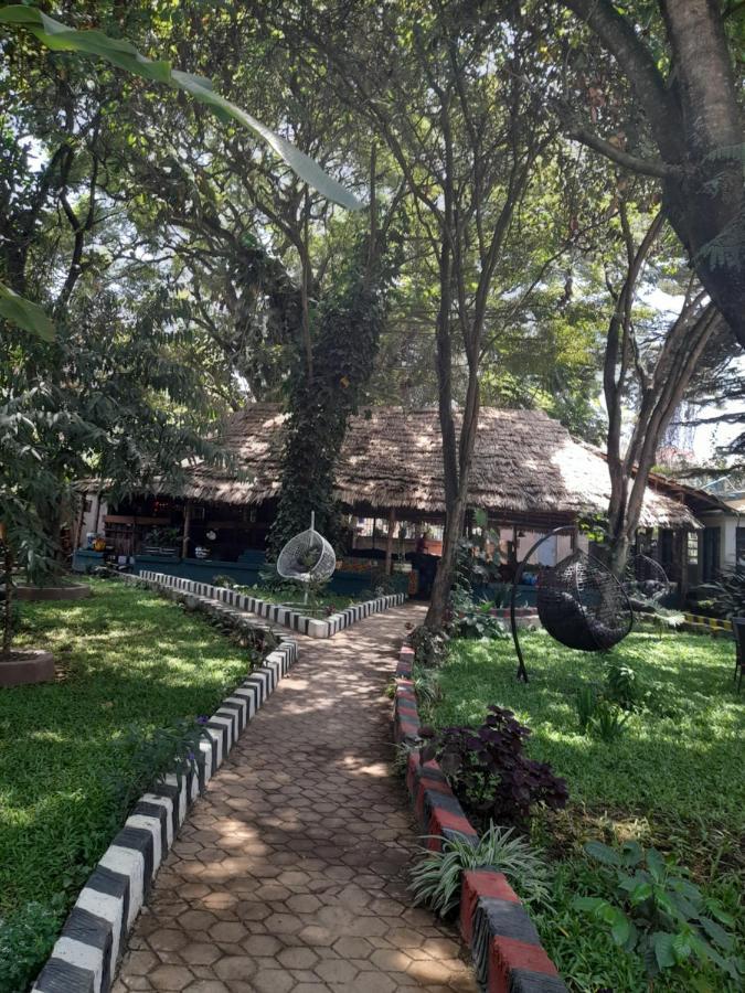 Ibrahim Garden Hostel อารูชา ภายนอก รูปภาพ