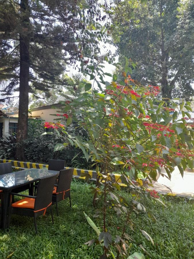 Ibrahim Garden Hostel อารูชา ภายนอก รูปภาพ