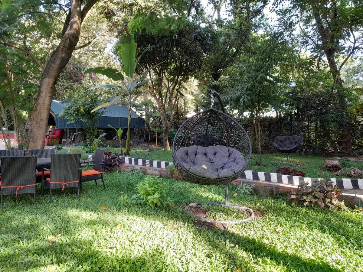 Ibrahim Garden Hostel อารูชา ภายนอก รูปภาพ