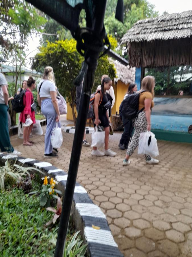 Ibrahim Garden Hostel อารูชา ภายนอก รูปภาพ