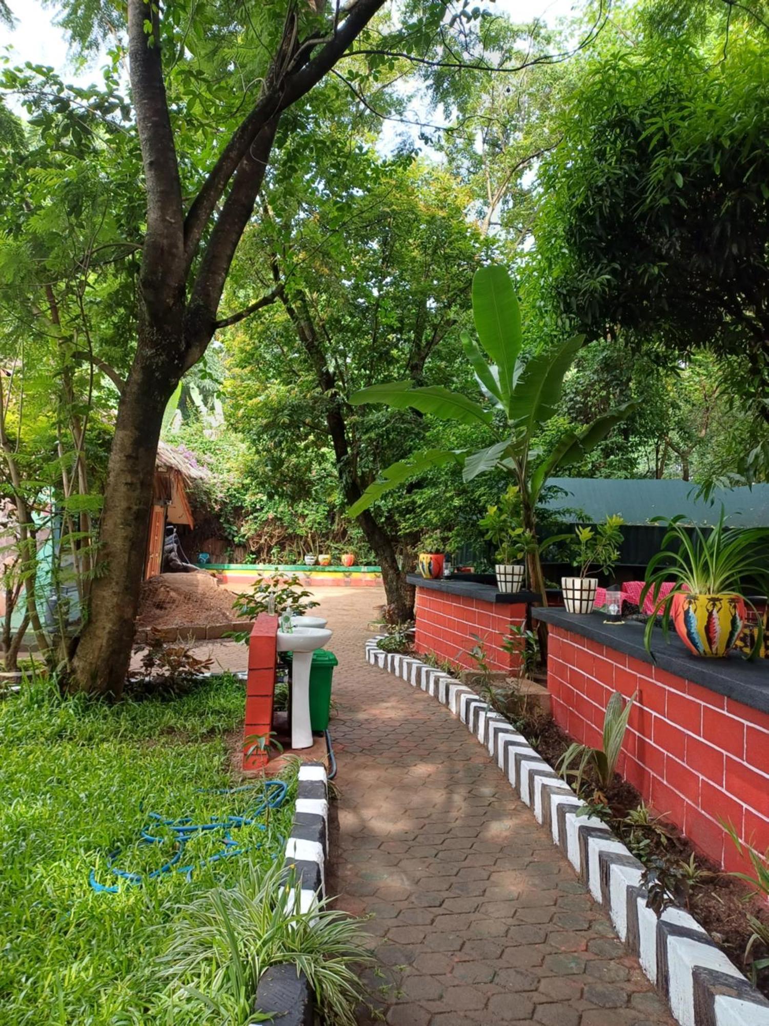 Ibrahim Garden Hostel อารูชา ภายนอก รูปภาพ